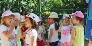 Сценарный план постановки в детском саду «Паровозик из Ромашково
